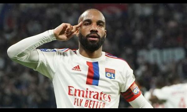 Arsenal moet niet rekenen op de vervanging van Alexandre Lacazette na nieuwe transferrente