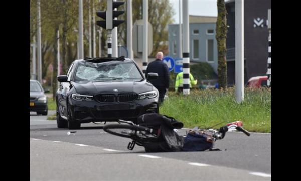 Asda-chauffeur gearresteerd op verdenking van gevaarlijk rijgedrag nadat tiener 'aanrijd'