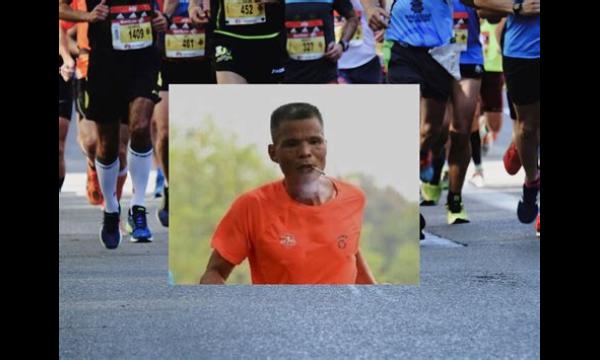 Chinese marathonloper gediskwalificeerd nadat hij gedurende de hele race had gerookt