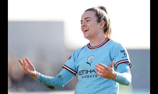 De Engelse ster Lauren Hemp schat Man City op drie in vergelijking met WSL-rivalen