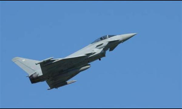 De RAF zet Typhoon-jets in om Russische bommenwerpers boven Schotland te onderscheppen