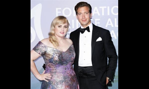 De weelderige levensstijl van rebel Wilson en vriend Jacob Busch, van privéjets tot rode tapijten