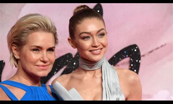 De zwangerschap van Gigi Hadid werd bevestigd door moeder Yolanda Hadid in een lieve verklaring