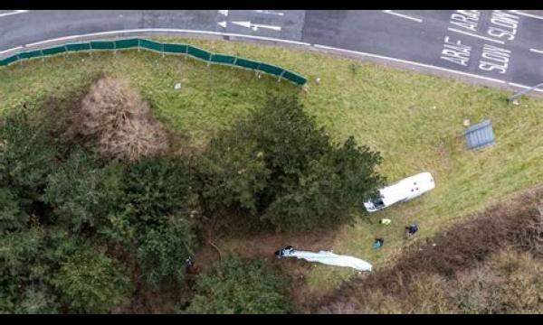 Eerbetoon aan twee vrienden die omkwamen bij een horrorcrash waarbij ook moeder om het leven kwam