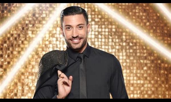 Giovanni Pernice van Strictly zegt dat Shirley Ballas steun nodig heeft na een trollenbeproeving