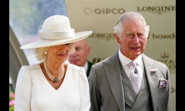 Hoe koning Charles en Camilla de verjaardag van de dood van koningin Elizabeth zullen vieren