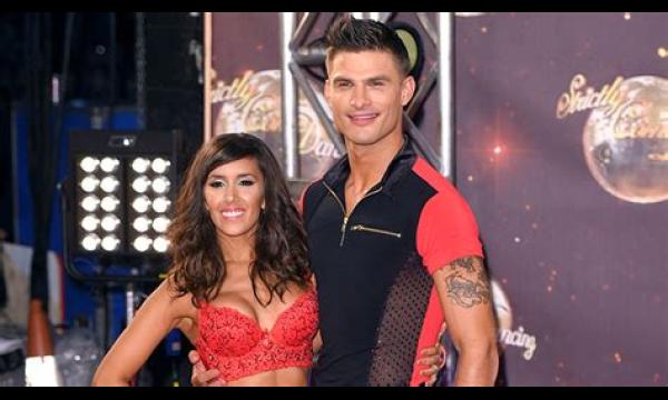 Janette Manrara en Aljaz Skorjanec van Strictly leggen financiële problemen bloot na zware lockdown