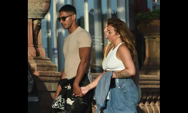 Jesy Nelsons vriend Sean Sagar werd gespot op de exclusieve datingapp voor beroemdheden