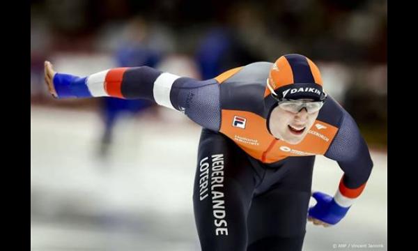 Josh Taylor geeft zijn tweede wereldtitel op, maanden nadat hij de onbetwiste titel heeft verdedigd