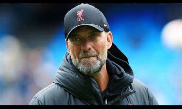 Jurgen Klopp bevestigt de blessure van Liverpool terwijl de crisis op het middenveld escaleert