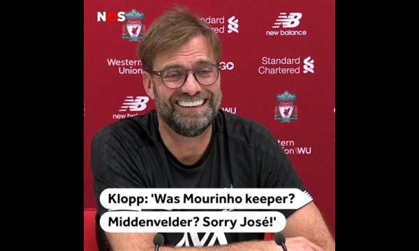 Jurgen Klopp moet het voorbeeld van Jose Mourinho volgen en de overvolle speellijst afhandelen