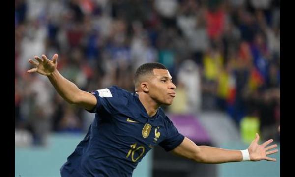 Kylian Mbappe schittert als Frankrijk als eerste vooruitgang boekt op het WK - 5 gesprekspunten