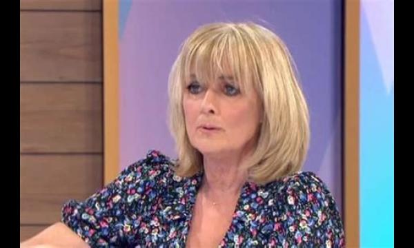 Loose Women-ster Jane Moore trok bij de man in, voordat ze ontdekte dat hij haar neef was