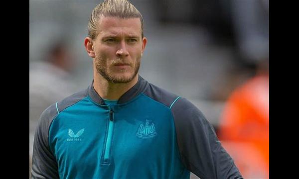 Loris Karius zegt dat er geen 'uitstekende doelman' is en zweert Alisson uit te dagen