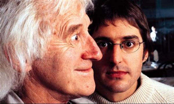 Louis Theroux deelt zijn spijt dat hij zedendelinquent Jimmy Savile niet heeft ontmaskerd