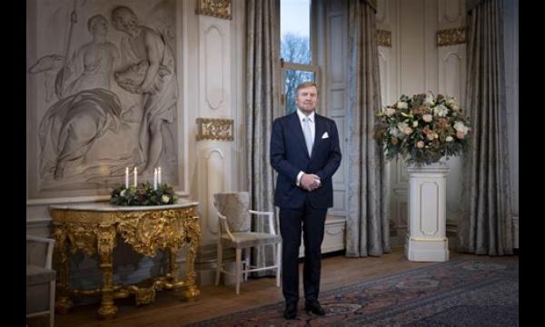 Miljoenen Britten zijn van plan de allereerste kersttoespraak van koning Charles op tv te bekijken