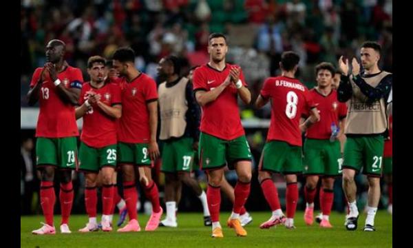 Paul Pogba en Bruno Fernandes nemen het tegen elkaar op in de loting van de Nations League