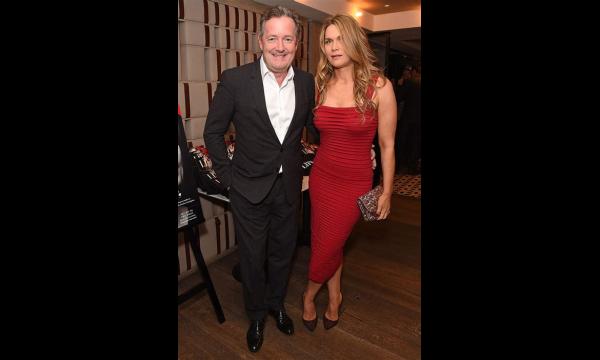 Piers Morgan's vrouw Celia Walden maakt een brutale opgraving tijdens een romantische picknick