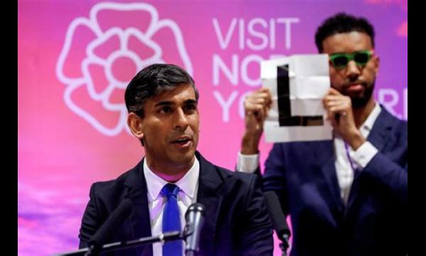 Rishi Sunak negeerde ouderen volledig in zijn toespraak op de Tory-conferentie