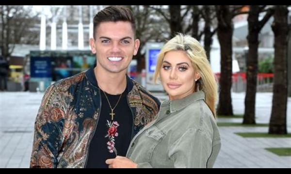 Sam Gowland van Geordie Shore wordt vastgoedmagnaat terwijl hij luxe herenhuizen bouwt