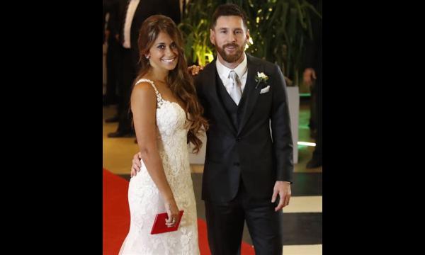 Shakira gesteund door vrouw Lionel Messi na post over ‘verraad’ en ‘hartzeer’