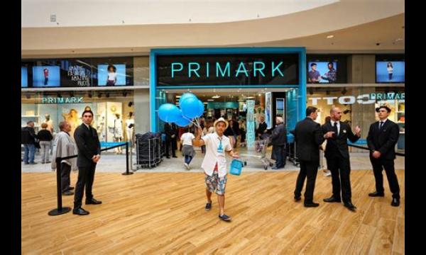 Shoppers prijzen het Primark-product van £ 5 dat kinderen warm houdt zonder dat het opwarmt