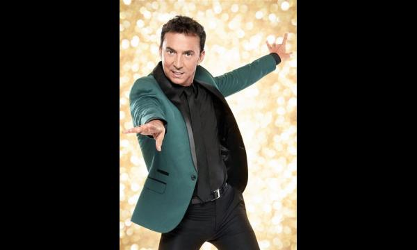 Strictly Come Dancing's Bruno Tonioli kon zijn stoel terug claimen tijdens de kerstspecial