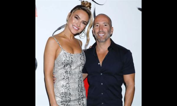 Verkoop van Sunset's Chrishell Stause vuile dansen met nieuwe vriend Jason Oppenheim