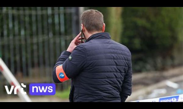 Video toont sneldenkende politieagent die 18 maanden oud kind redt dat stopte met ademen