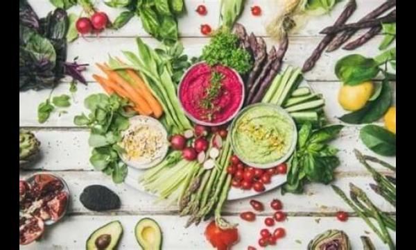 Waarom een ​​trendy rauw veganistisch dieet je gezondheid in gevaar kan brengen